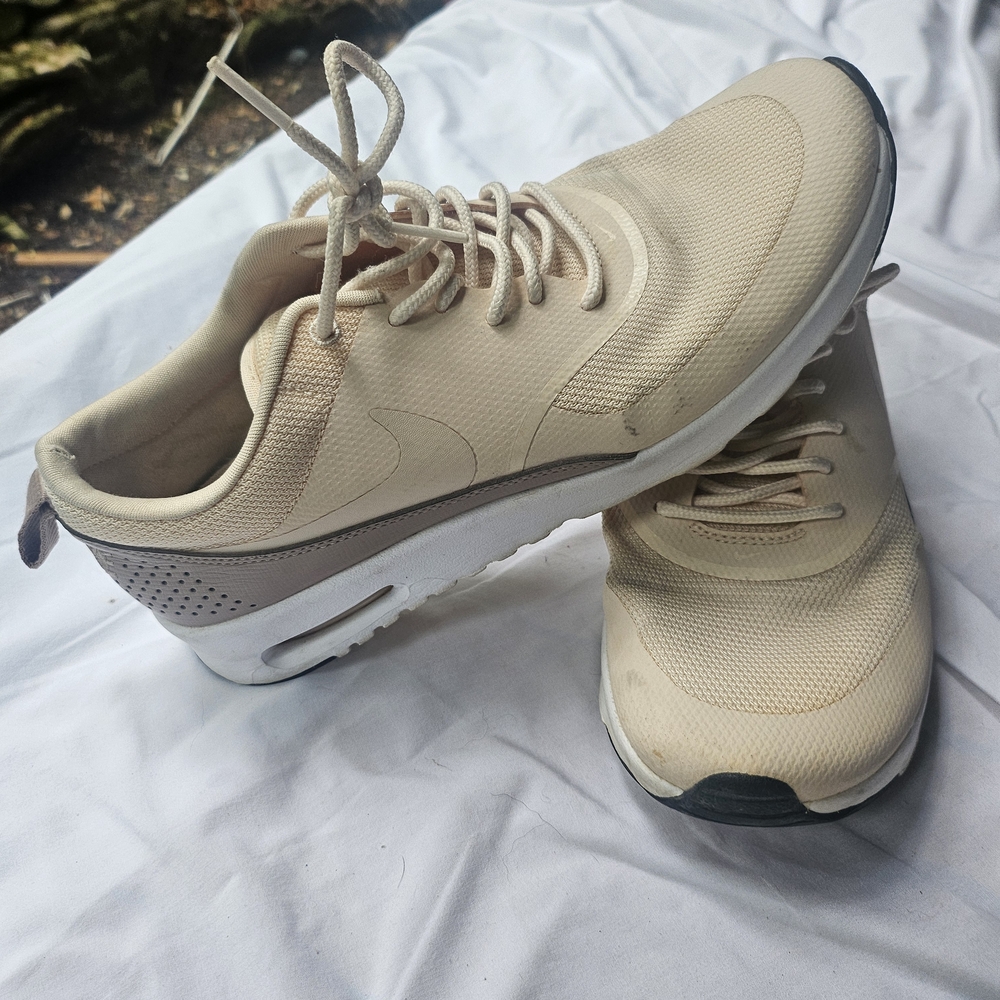 Nike Air Max Thea. 8. Desert Sand/Sand/White. Rare. $159. Beige Tan